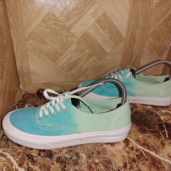 Vans women's Off The Wall skateboard shoes sneaker size 7.5.   447 - Picture 5 of 11